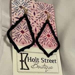 Rhombus Black Metal Dangle Earrings